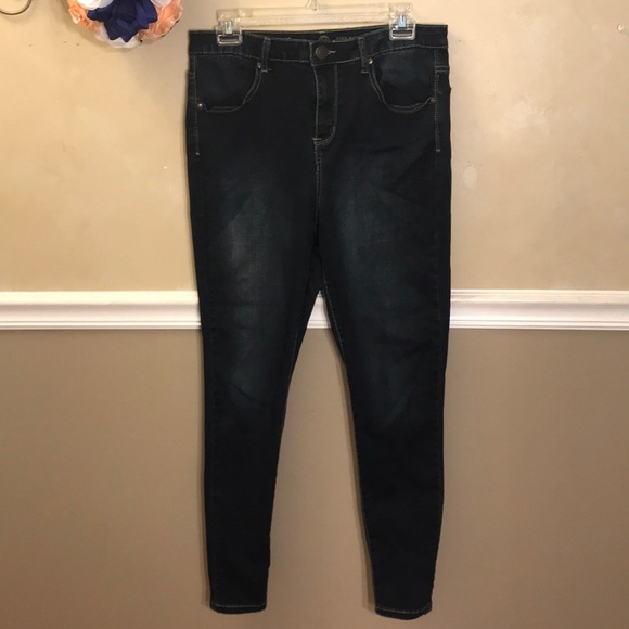 SO Denim - SO High-Waisted Jeggings